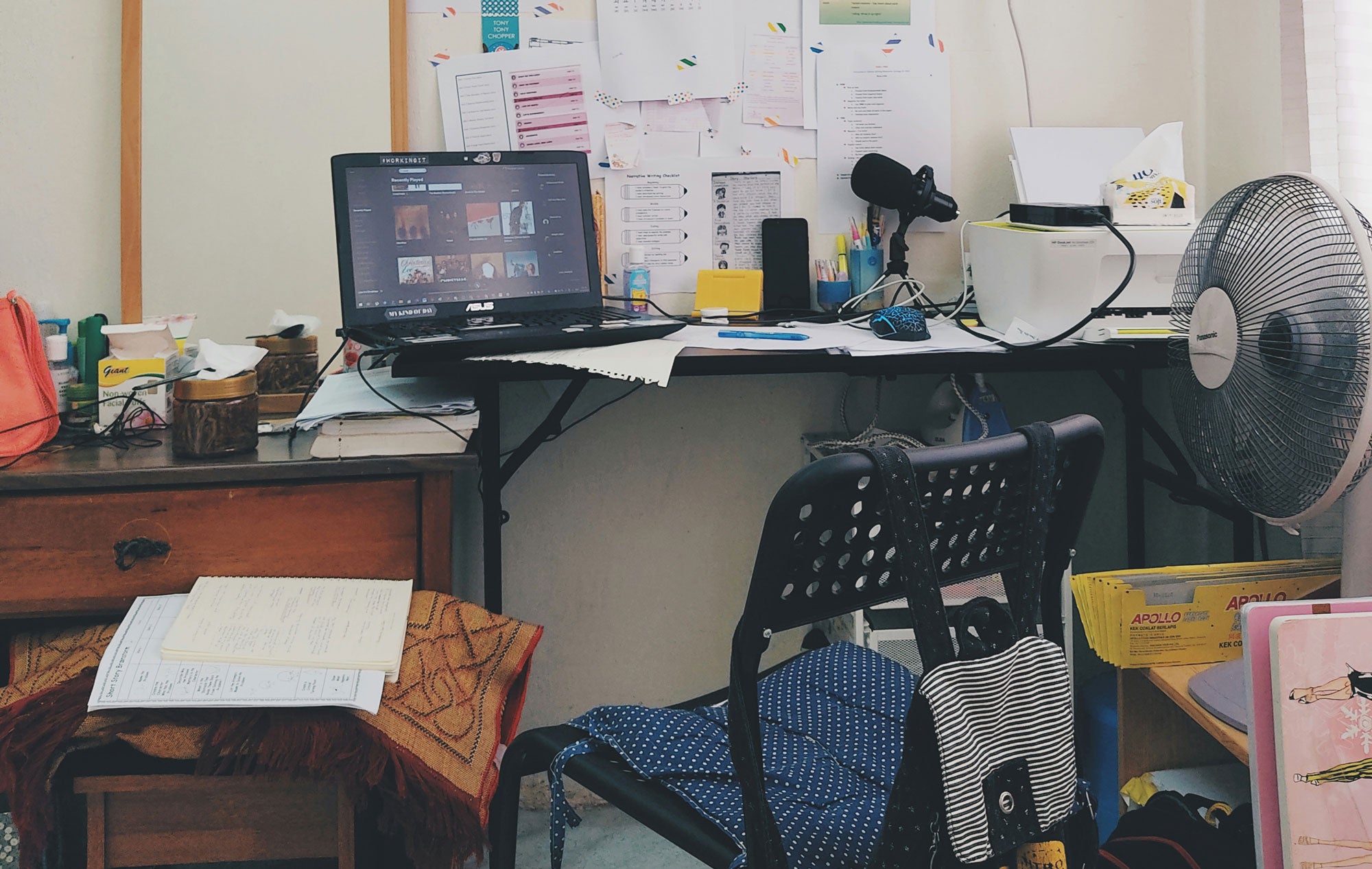 "No Home" Items, or How to Manage Clutter that Doesn't have a Place